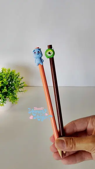 Ponteira de Lápis em Biscuit - Monstros S/a