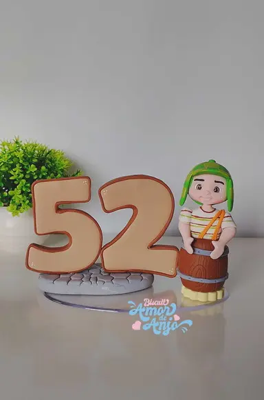 Topo de Bolo em Biscuit Chaves Personalizado