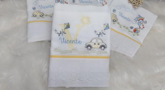 Kit Fraldas Personalizadas Carro Delicado Luxo