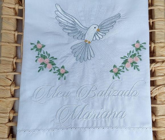 Toalha Batizado Espiríto Santo e Flores