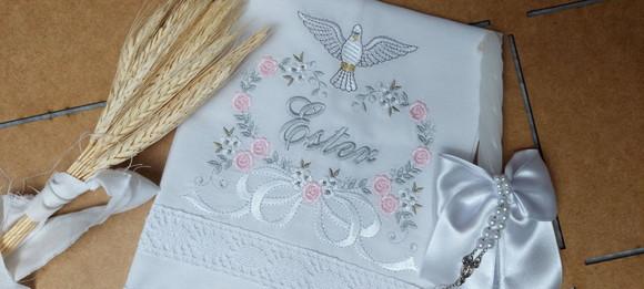 Toalha Batizado Espírito Santo Floral+ Vela