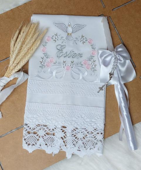 Toalha Batizado Espírito Santo Floral+ Vela