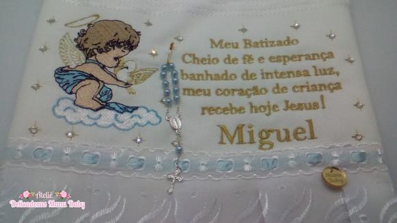 Toalha bordada batizado