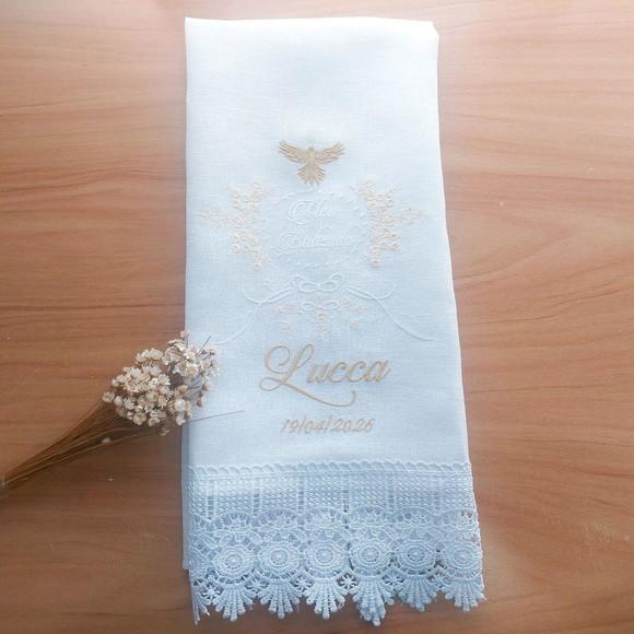 Toalha Linho Delicado Batizado Floral Pomba Bordado