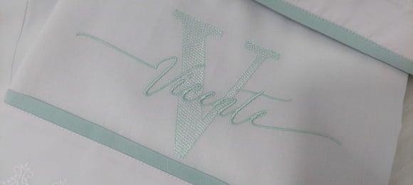 Kit Cueiro Percal 400 Fios Luxo + Fraldas + Toalha Bordado