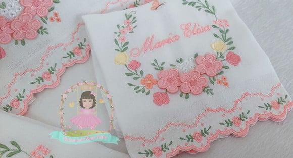 Kit Fraldas Personalizadas Barra Recortada Floral Rosé Luxo