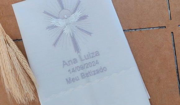 Toalha Batizado Divino Espírito Santo Bordado Lavanda