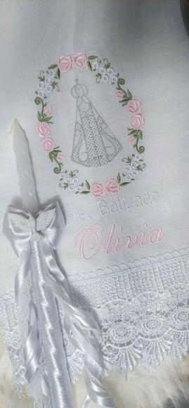 Toalha Batizado Linho Nossa Senhora Delicado + Vela