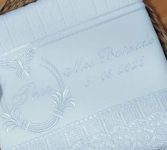 Toalha de Batizado Personalizada Bordada