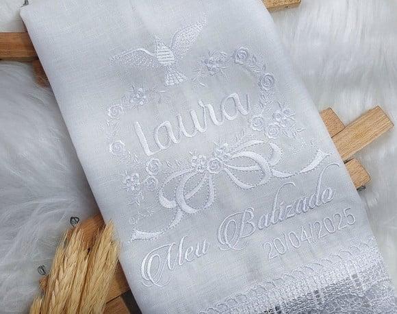 Toalha Linho Batizado Floral Bordado
