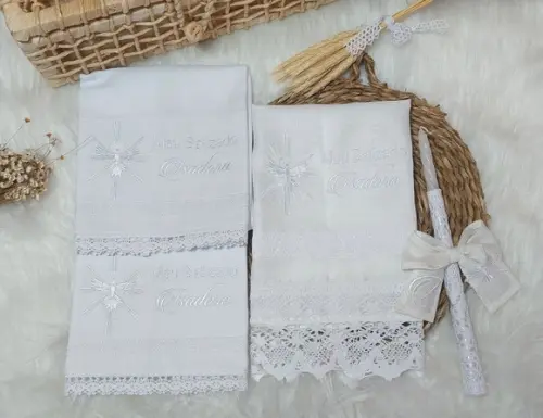 Kit Batizado Toalha Linho + Fralda de Boca e Ombro + Vela