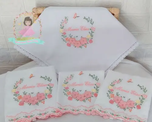 Kit Cueiro 400 Fios e Fraldas Barra Bordada Floral Rosé