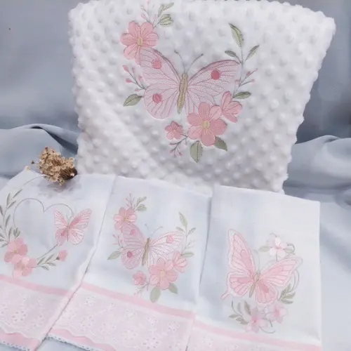 Kit Fraldas e Manta/ Cobertor Bordada para Bebês Floral