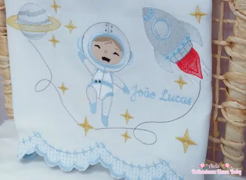 Kit Fraldas Personalizadas Barra Recortada Astronauta