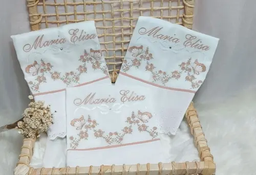 Kit Fraldas Personalizadas Floral Luxo