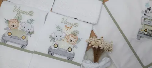 Kit Fraldas Personalizadas Safari no Carro Delicado Luxo