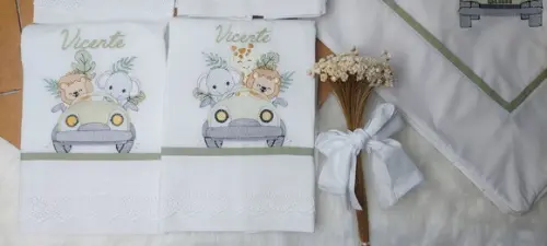 Kit Fraldas Personalizadas Safari no Carro Delicado Luxo