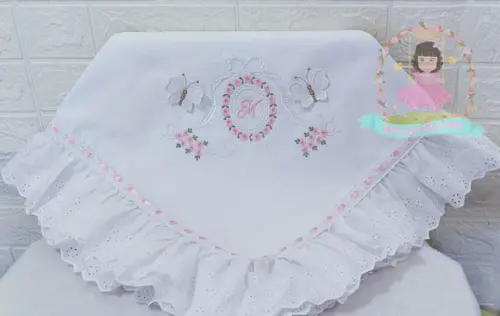 Manta Piquet Luxo Floral Borboleta Delicado Bordado