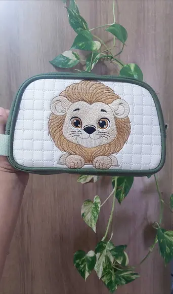 Necessaire Porta Fraldas Lenço Pomada Luxo Bebê