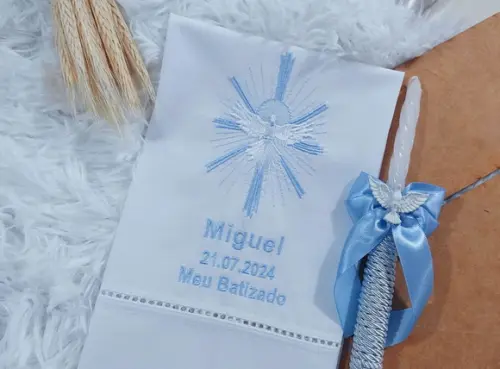 Toalha Batizado Divino Espírito Santo + Vela Batizado