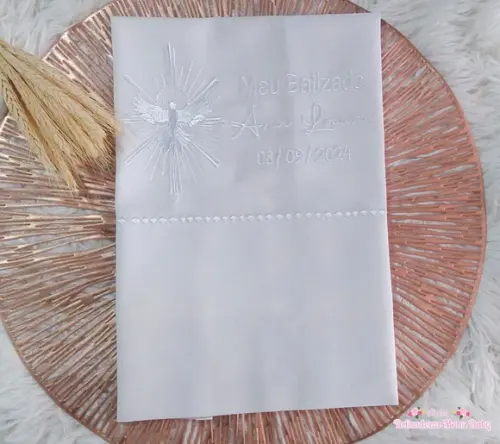 Toalha Batizado Divino Espírito Santo Bordado Branco
