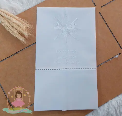 Toalha Batizado Divino Espírito Santo Bordado Branco