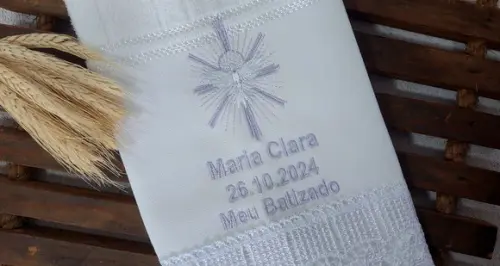 Toalha Batizado Divino Spírito Santo Delicado Bordado