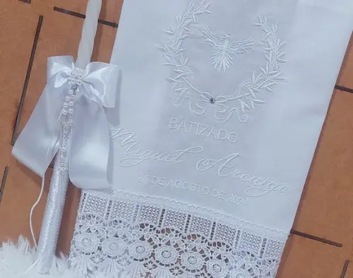 Toalha Batizado Espírito Santo + Vela Batizado