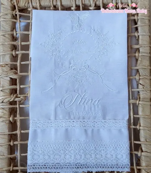 Toalha Batizado Espírito Santo Floral