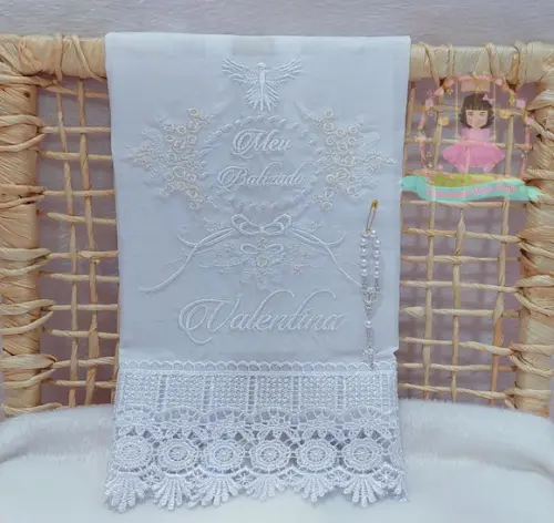 Toalha Batizado Floral + Vela Personalizada