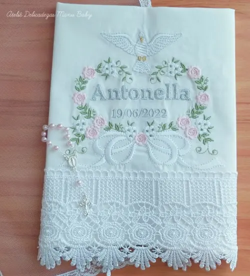 Toalha Batizado Linho Floral Delicado