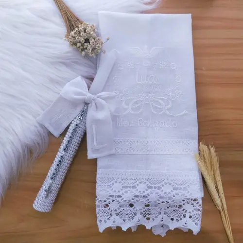 Toalha Batizado Linho Luxo + Vela