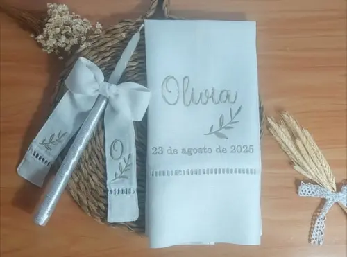 Toalha Batizado Linho Luxo + Vela