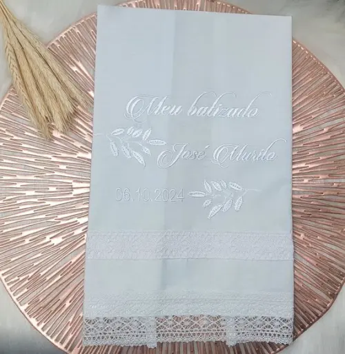Toalha Batizado Ramos Delicado Bordado