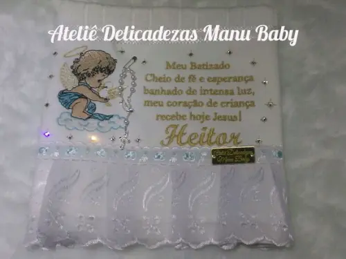 Toalha bordada batizado