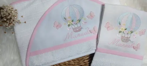 Toalha com Capuz Floral Delicado