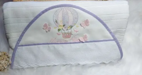 Toalha com Capuz Floral Delicado