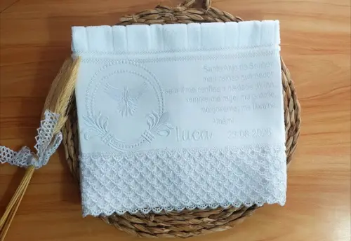 Toalha de Batizado Personalizada Bordada