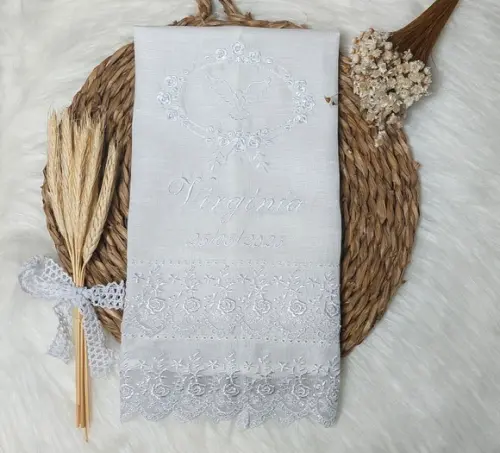 Toalha Linho Delicado Batizado Bordado