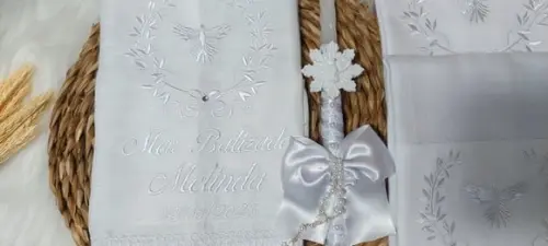 Kit Batizado Toalha Linho + Fralda de Boca e Ombro + Vela