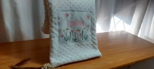 Manta/cobertor Soft Bordada para Bebês Premium Floral Jardim