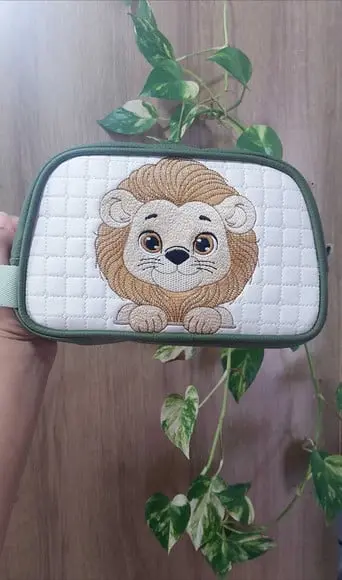 Necessaire Porta Fraldas Lenço Pomada Luxo Bebê