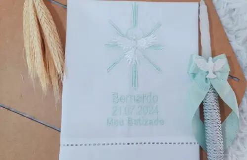 Toalha Batizado Divino Espírito Santo + Vela Batizado
