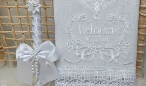 Toalha Batizado Linho Delicado Floral + Vela
