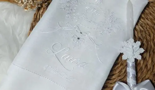 Toalha Batizado Linho Floral Delicado + Vela