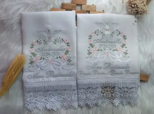 Toalha Batizado Linho Floral Delicado