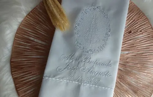 Toalha Batizado Nossa Senhora Aparecida Delicado Bordado