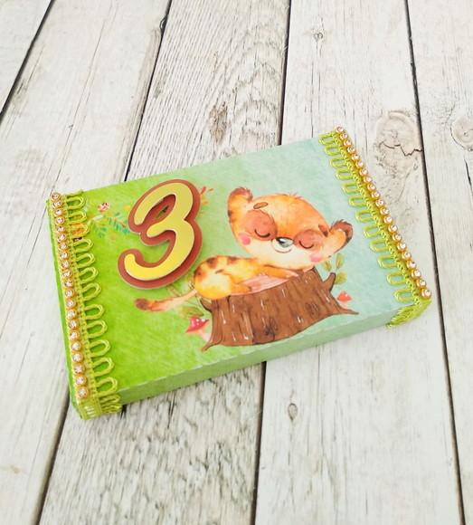 Caixa Kit Kat Bosque