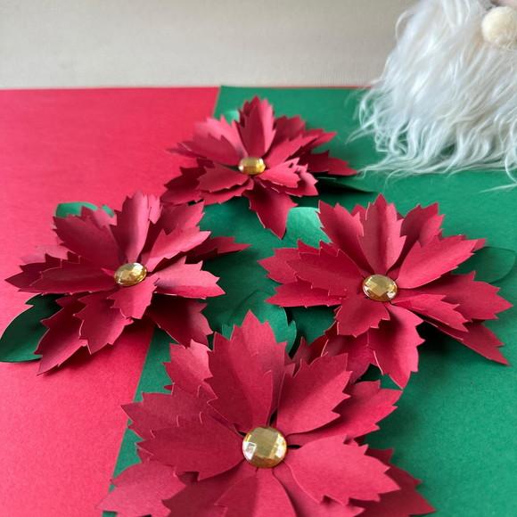 Flor de Natal com 8 cm