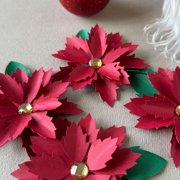 Flor de Natal com 8 cm